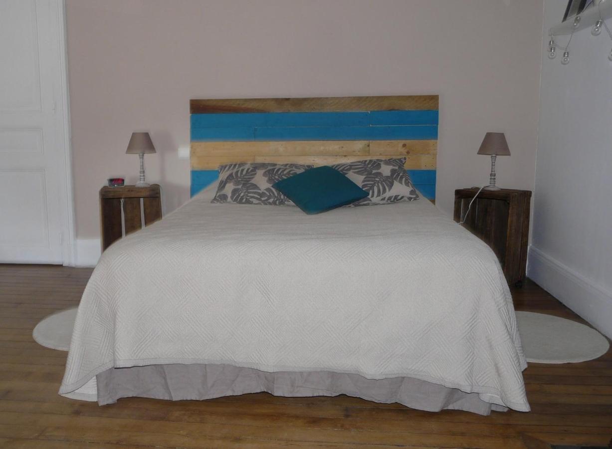 Bed and Breakfast La Pie Grieche Lucquy Екстер'єр фото